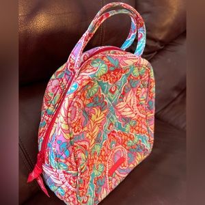 Vera Bradley lunchbox – excellent used condition